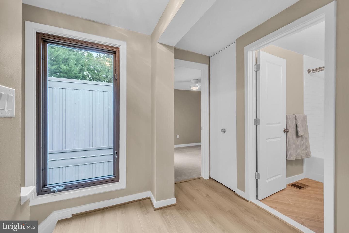 1806 N Shore Court photo 30