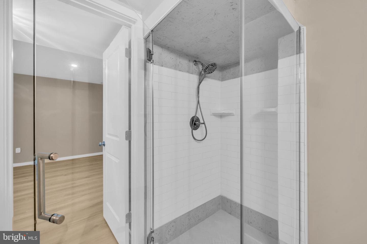 1806 N Shore Court photo 48
