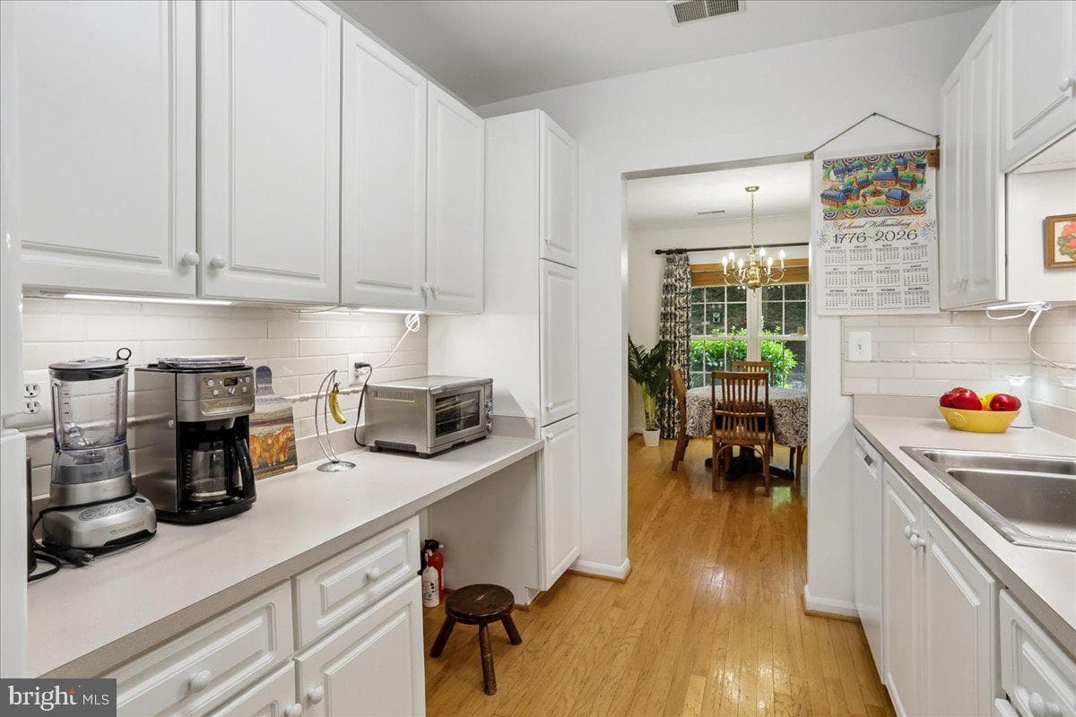 7011 Falls Reach Drive #101 photo 16