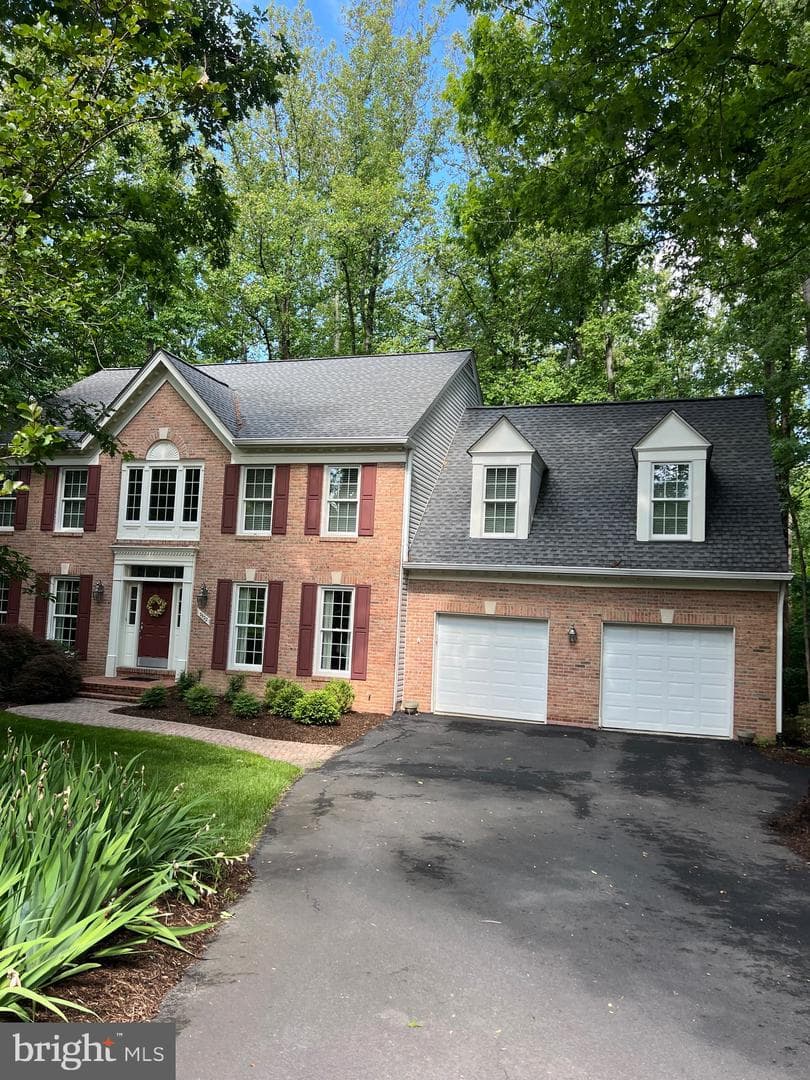 7522 Rambling Ridge Drive photo 2