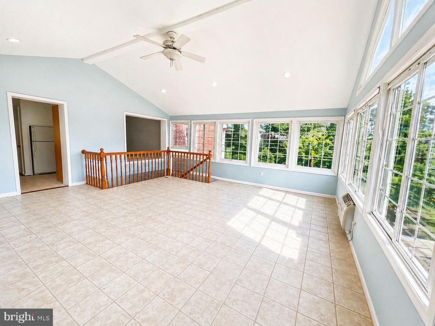 826 Van Buren Street photo 17