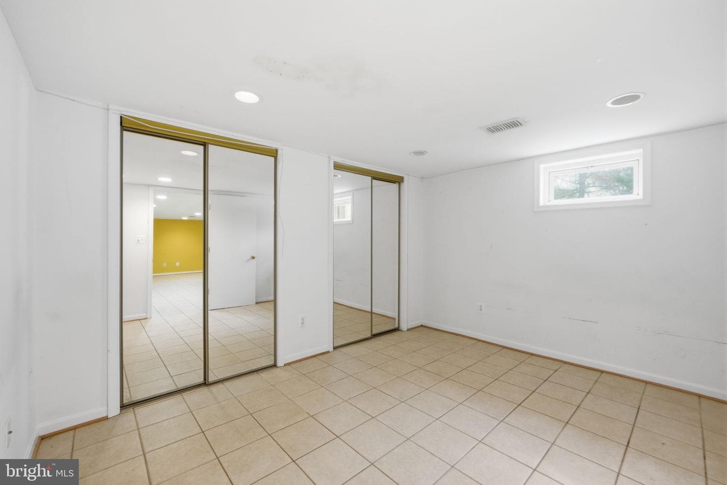 826 Van Buren Street photo 34