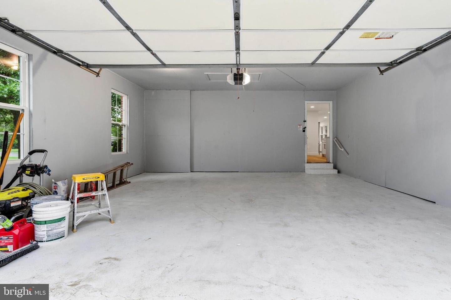 2717 Mustang Drive photo 32