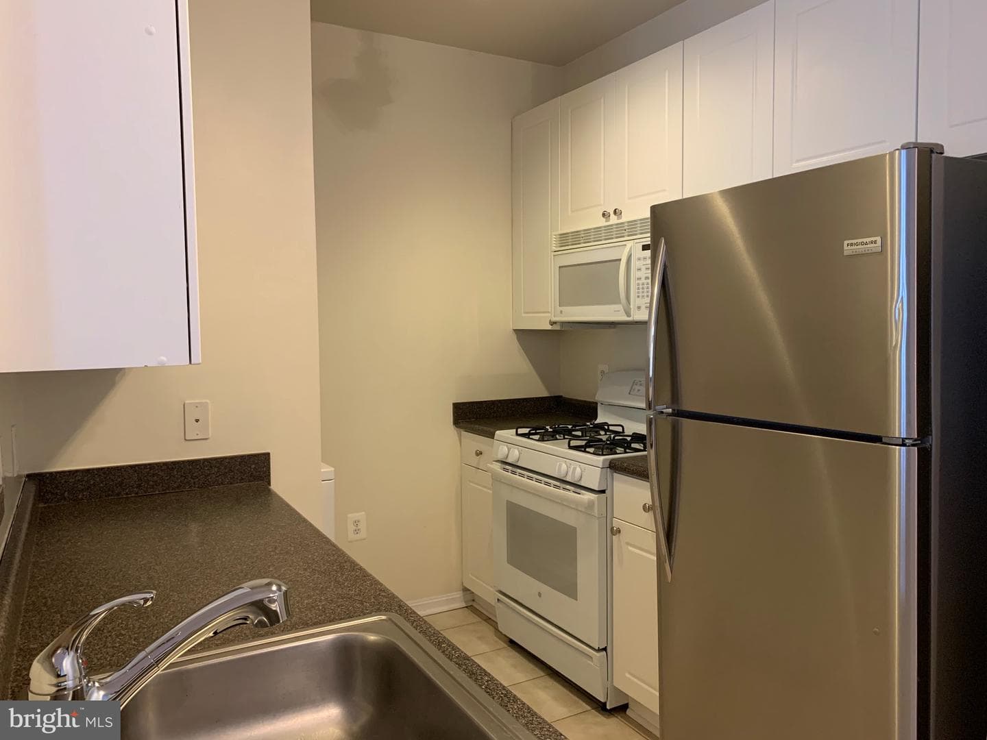 2791 Centerboro Drive #385 photo 3