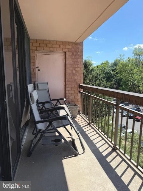 2230 George C Marshall Drive #712 photo 16