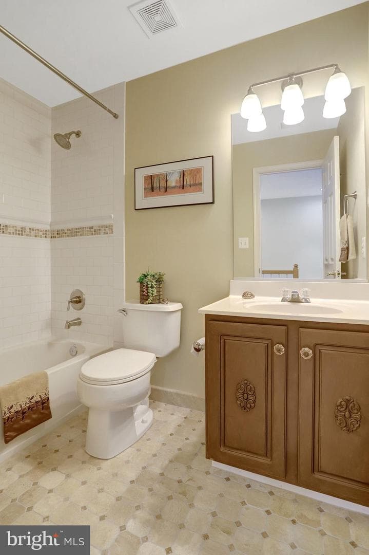 6138 Cinnamon Court photo 45