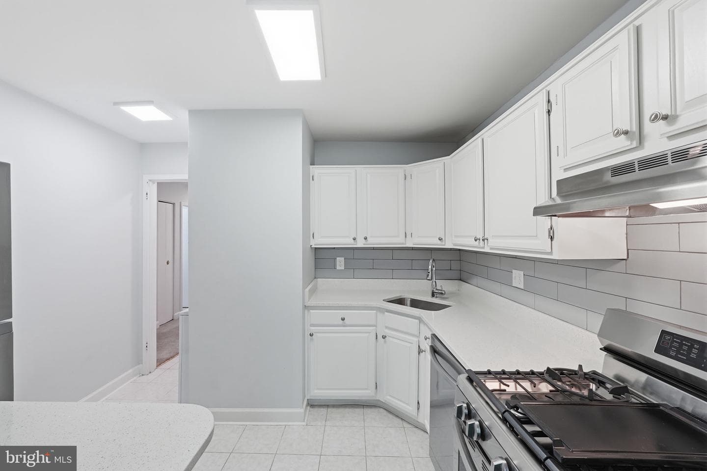 1558 Northgate Square #32b photo 8