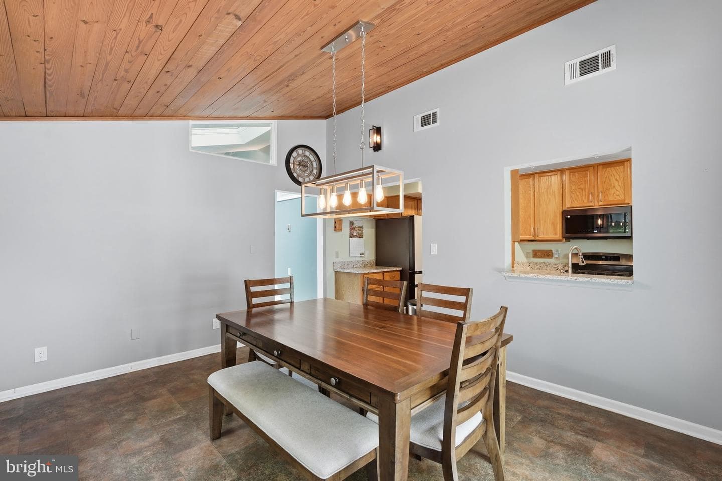 6817 Valley Brook Drive photo 11