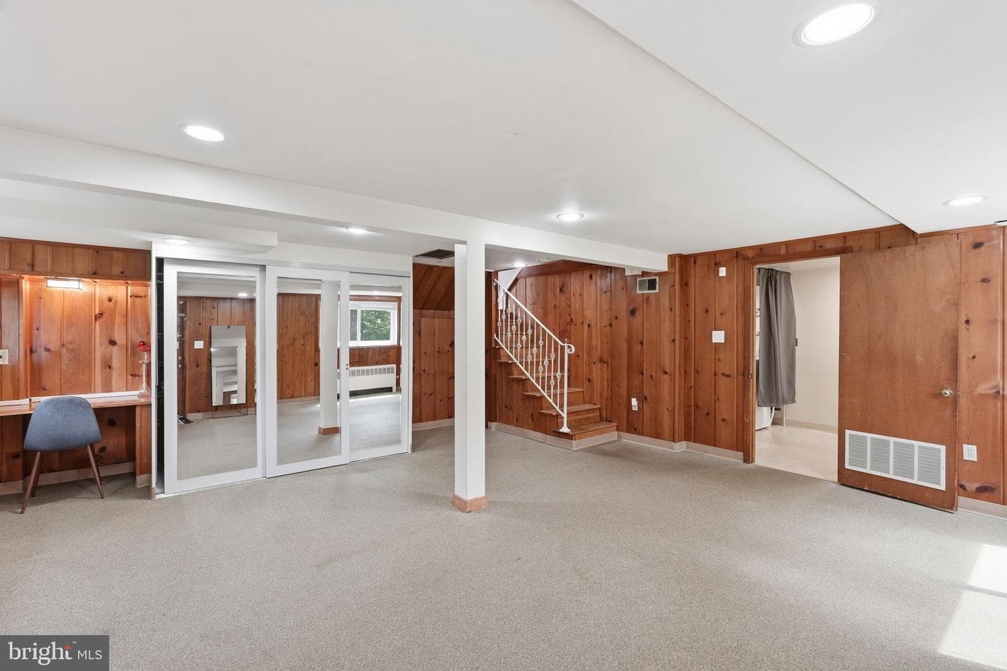6817 Valley Brook Drive photo 23
