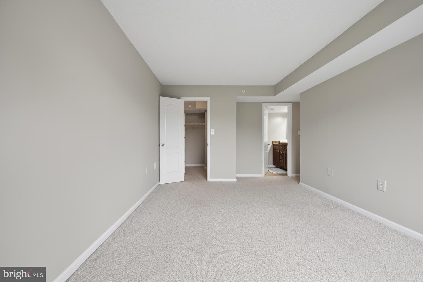 2230 George C Marshall Drive #517 photo 25