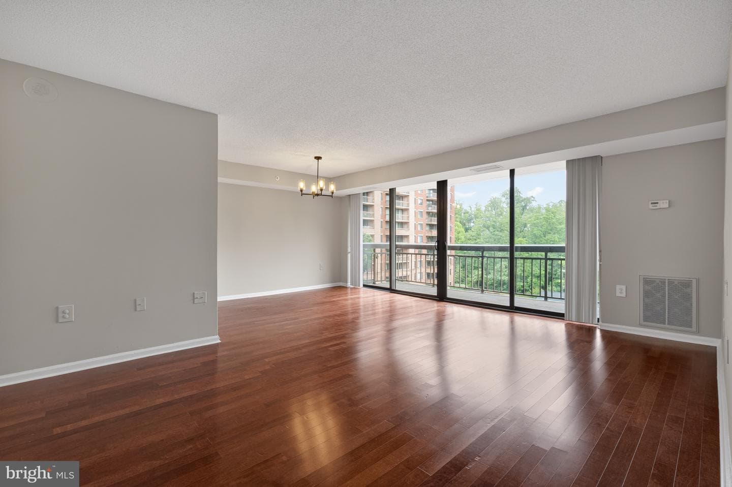 2230 George C Marshall Drive #517 photo 9