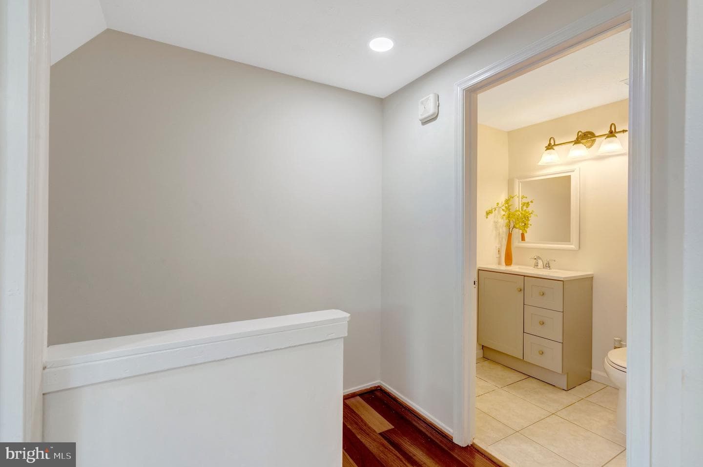 5759 Heming Avenue photo 37