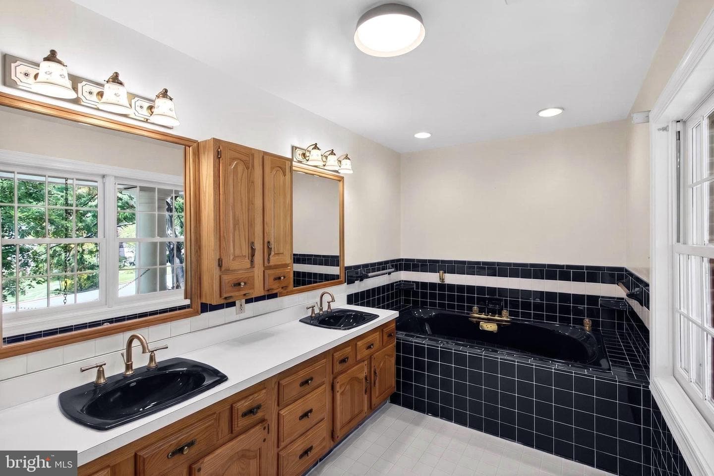 8130 Viola Street photo 37