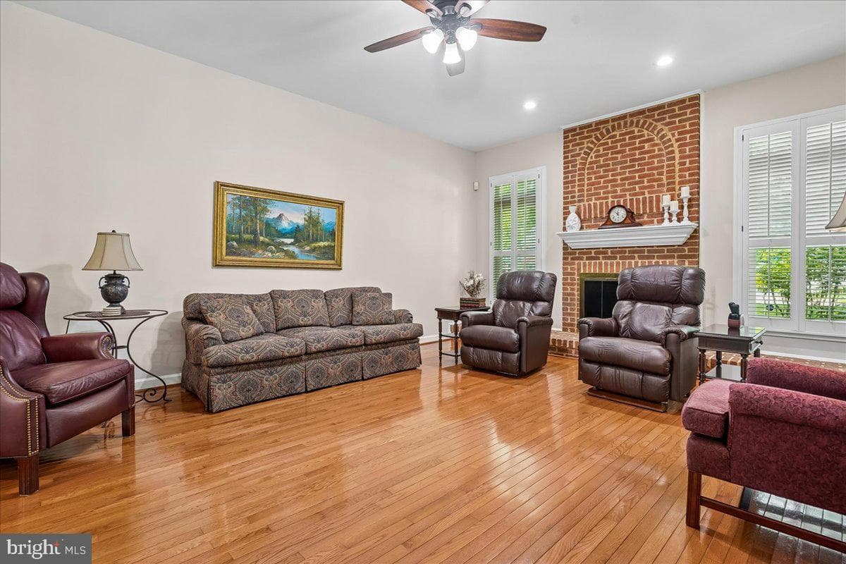 7826 Preakness Lane photo 19
