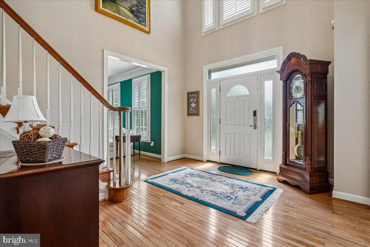 7826 Preakness Lane photo 3