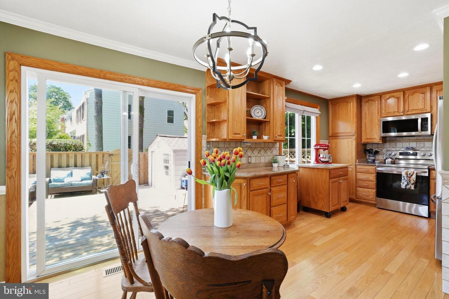 5433 Lighthouse Lane photo 4