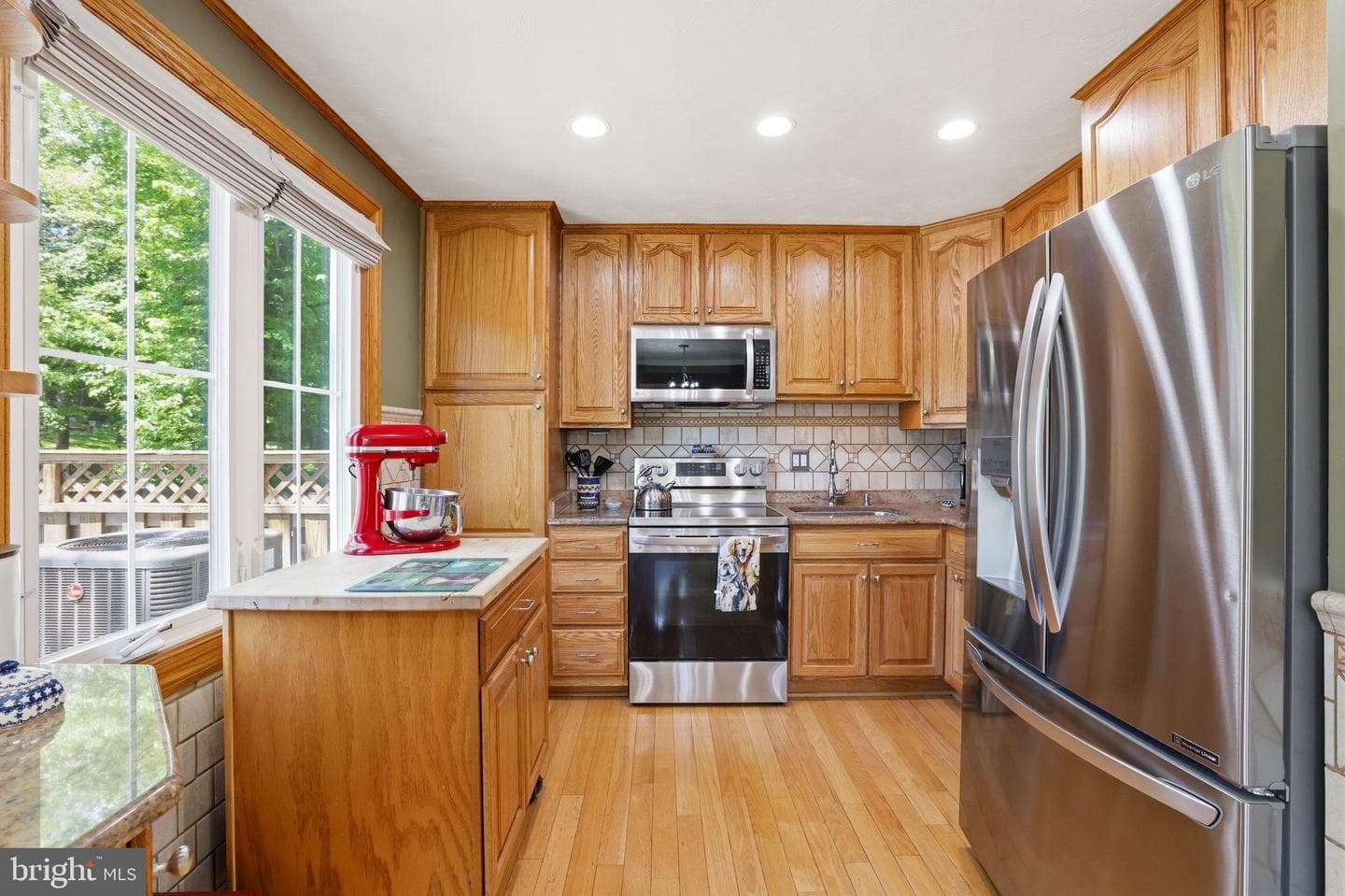 5433 Lighthouse Lane photo 7