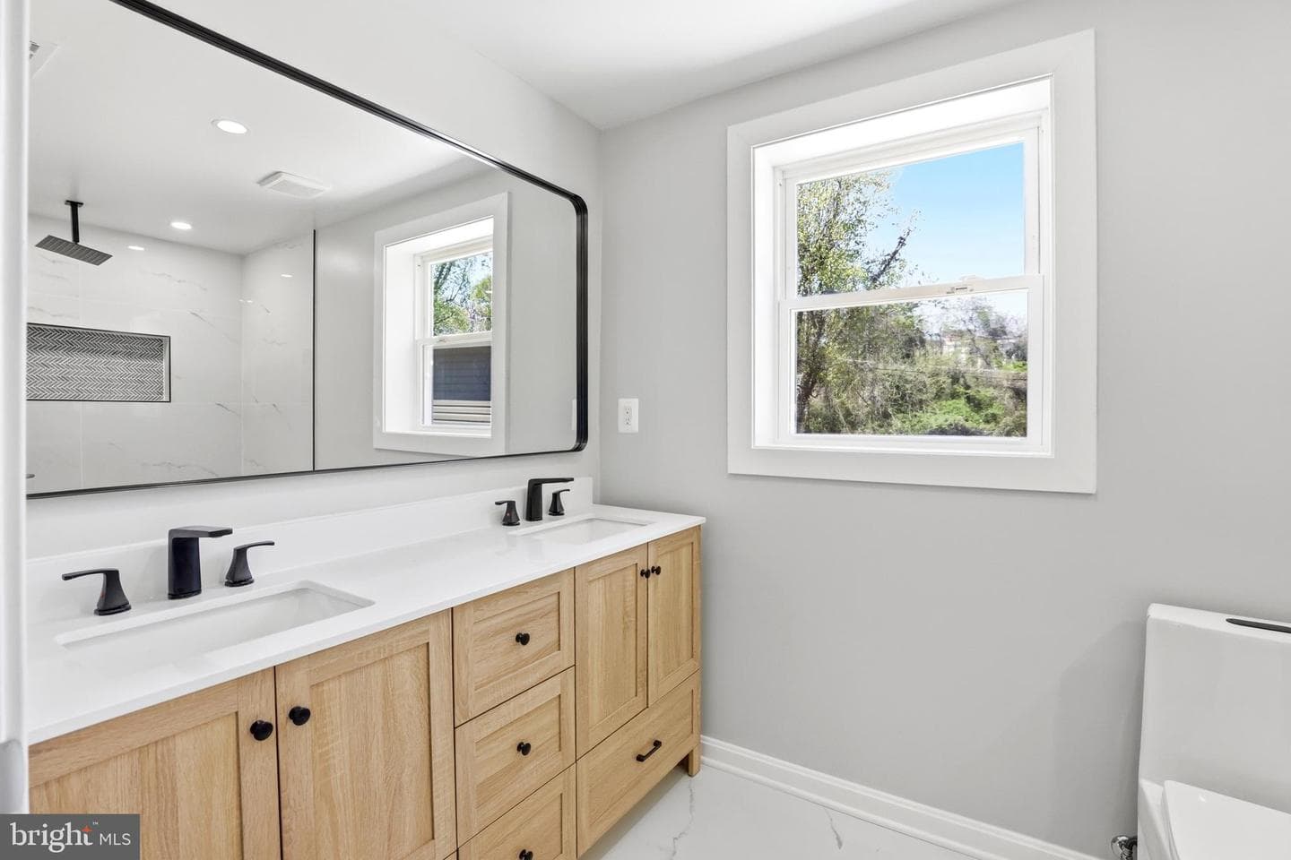 6420 Spring Terrace photo 32