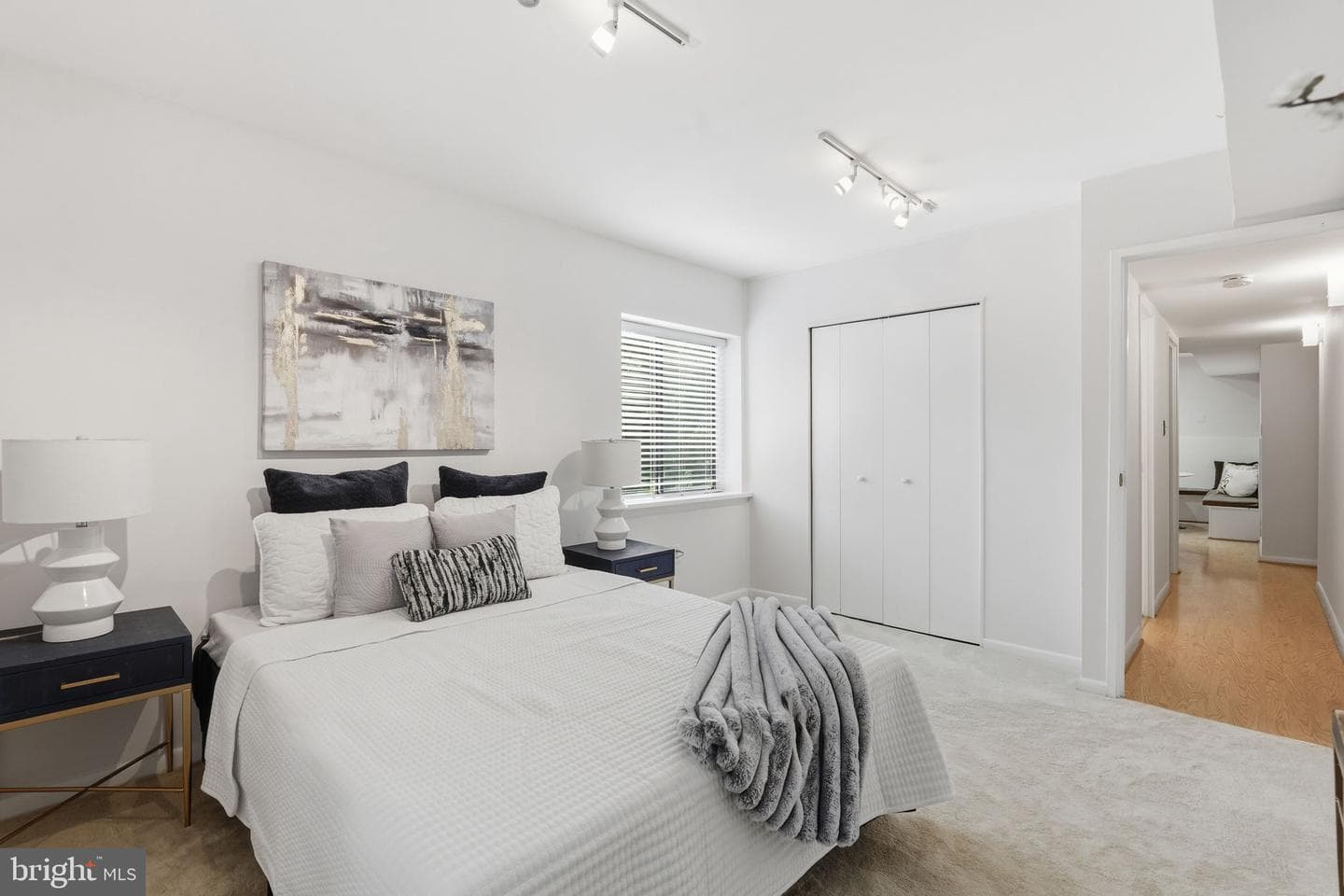 11721 Karbon Hill Court #201 photo 20