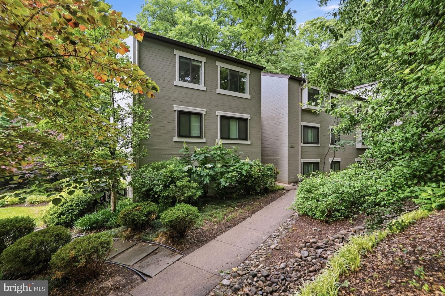 11721 Karbon Hill Court #201 photo 26