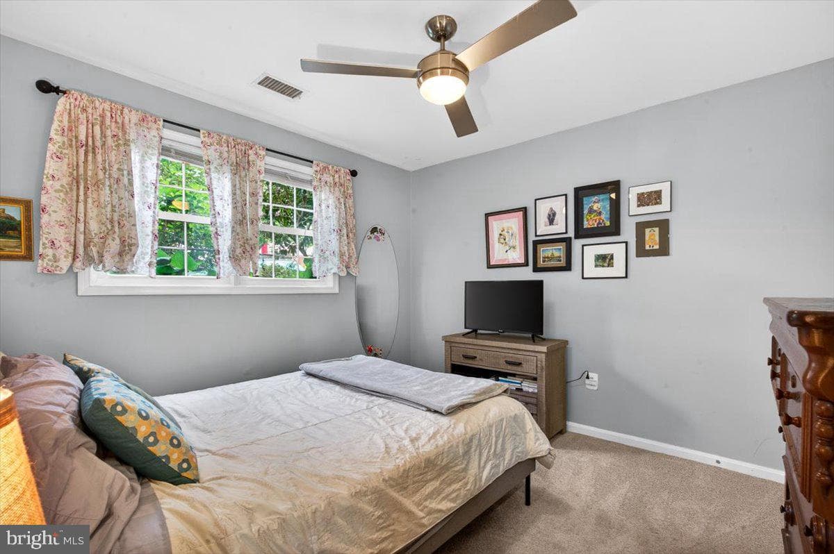 4239 Sleepy Lake Drive photo 30