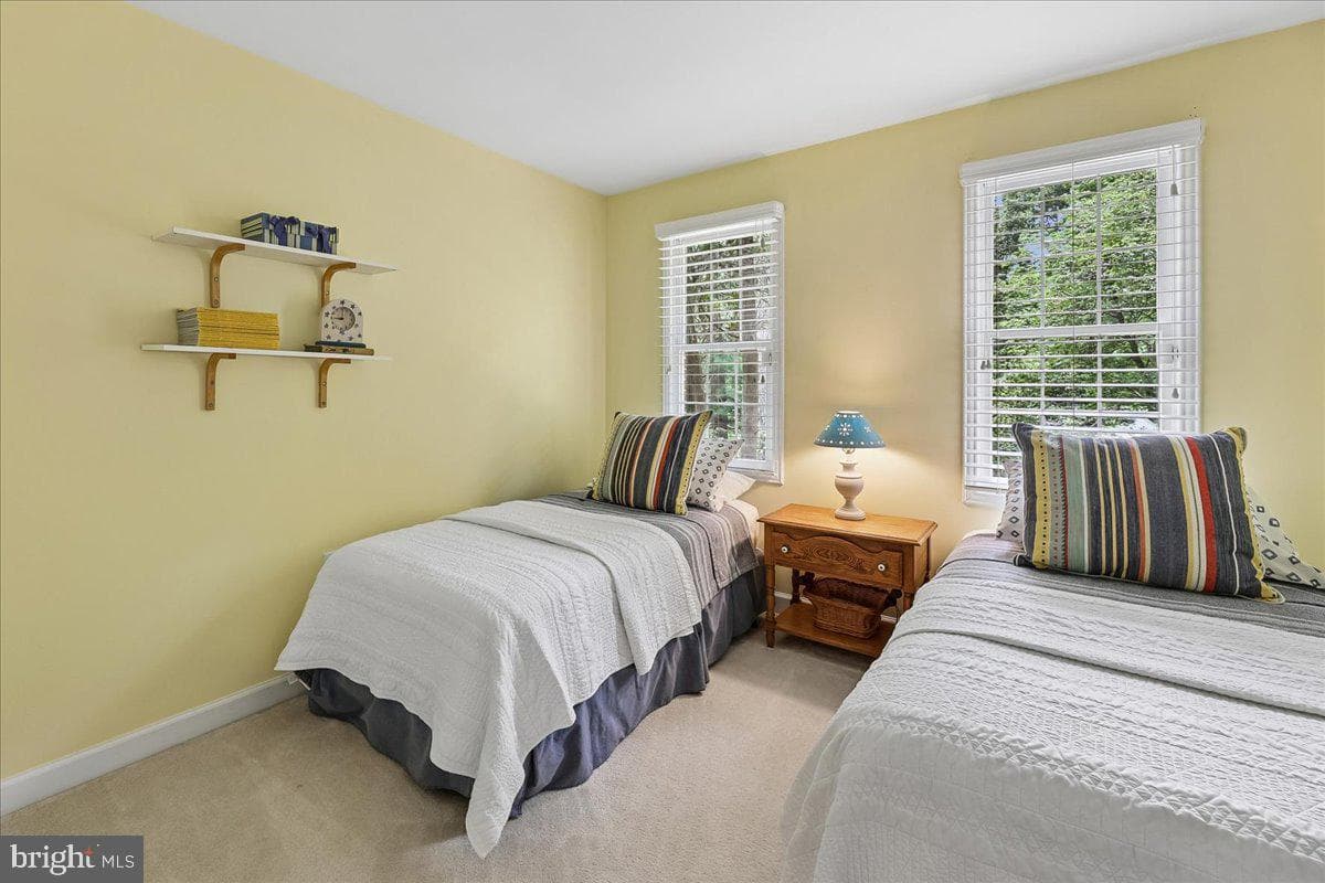 2520 Penny Royal Lane photo 20