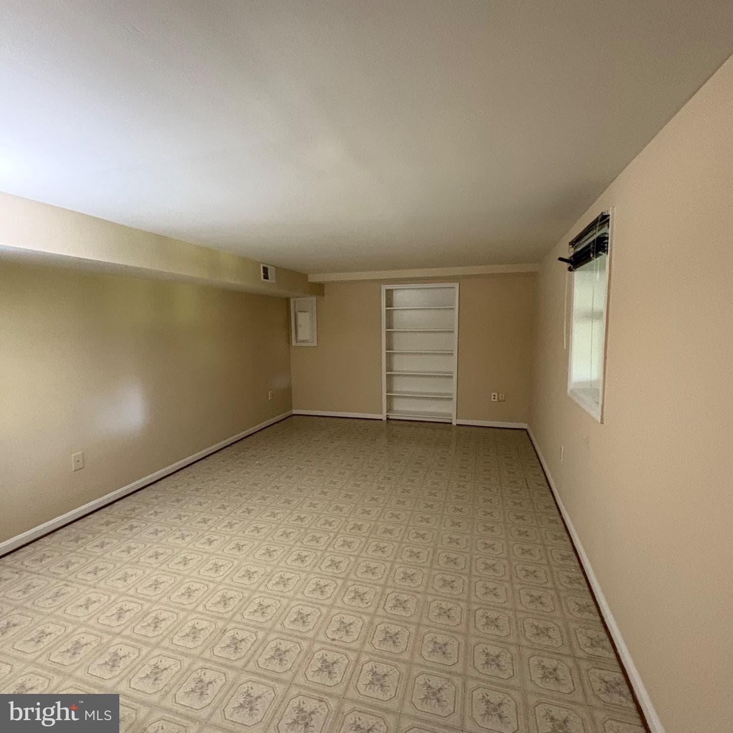 3502 Holly Road photo 34