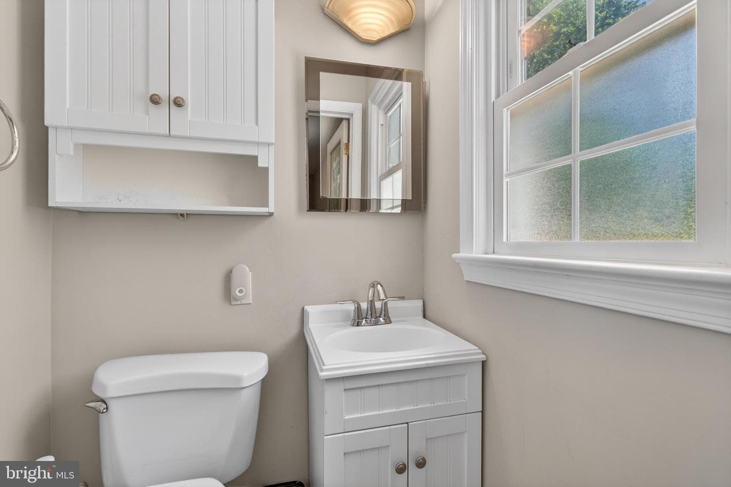 6727 Newington Road photo 22