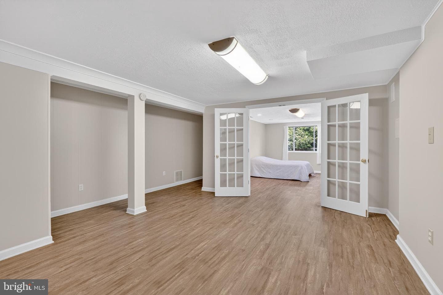 6727 Newington Road photo 32