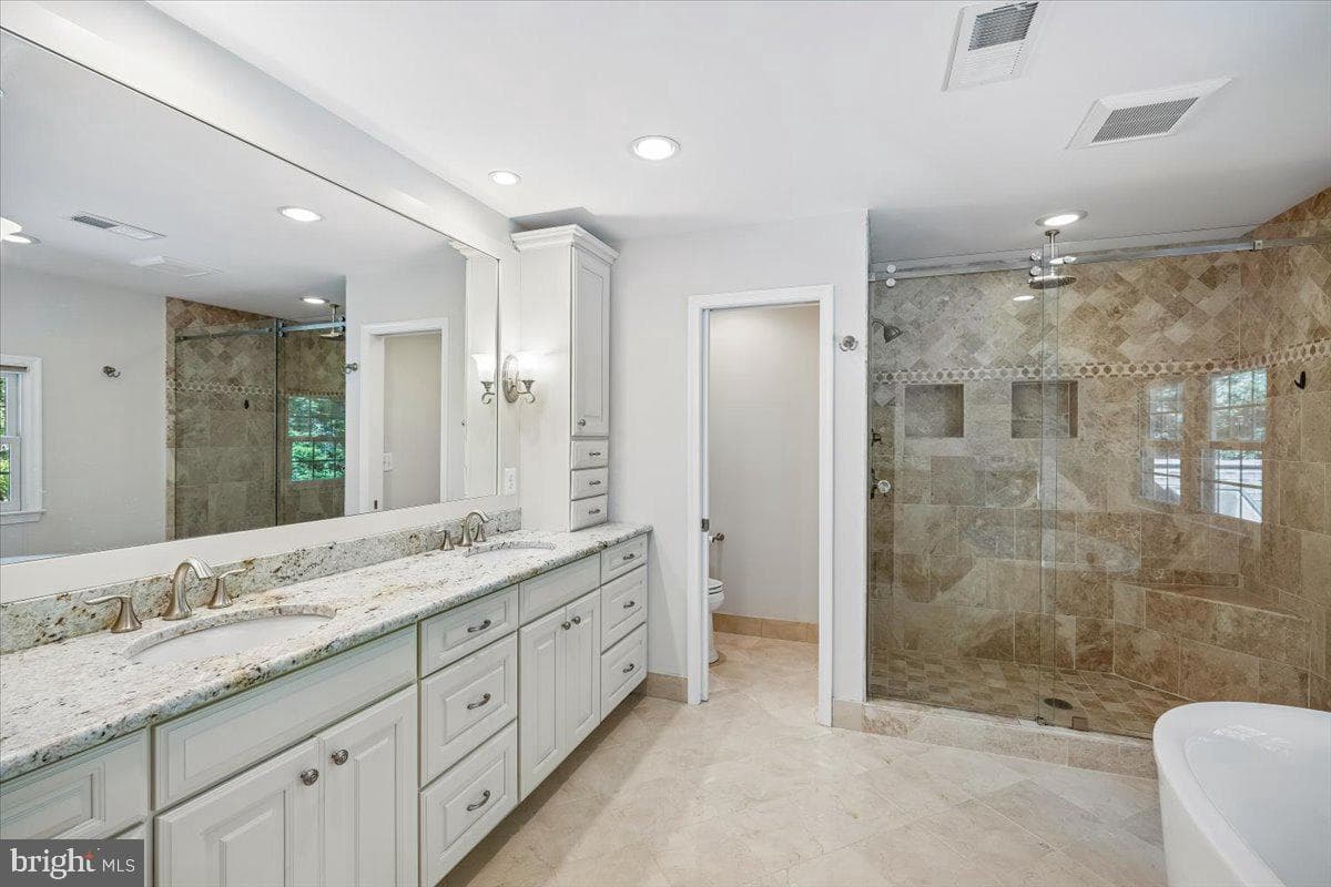 12302 Upper Wynnewood photo 35