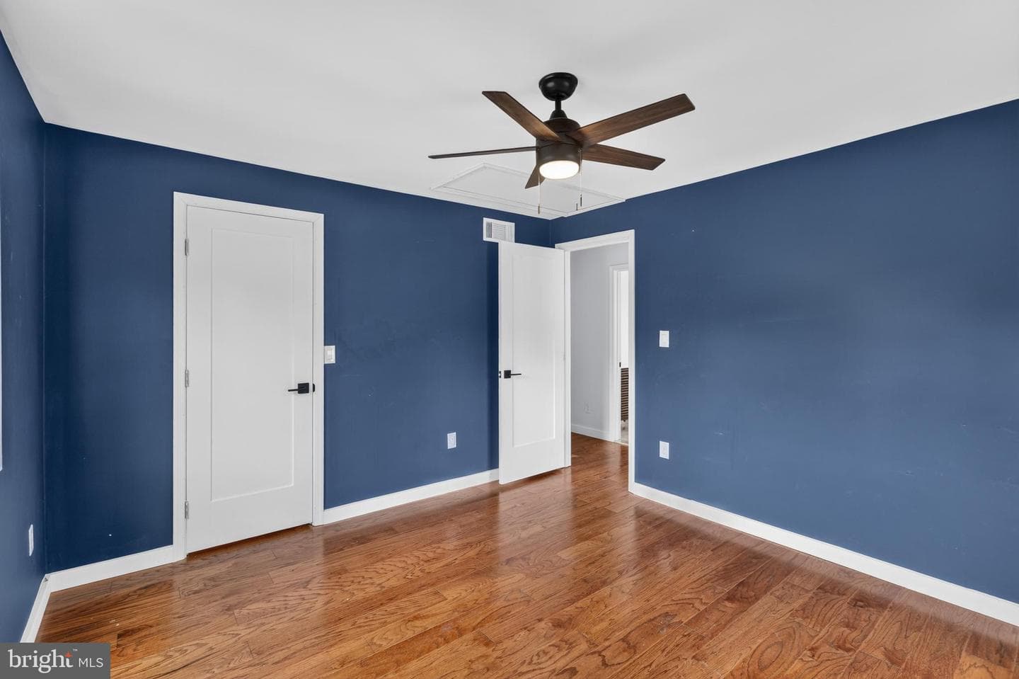 2218 Farrington Avenue photo 25