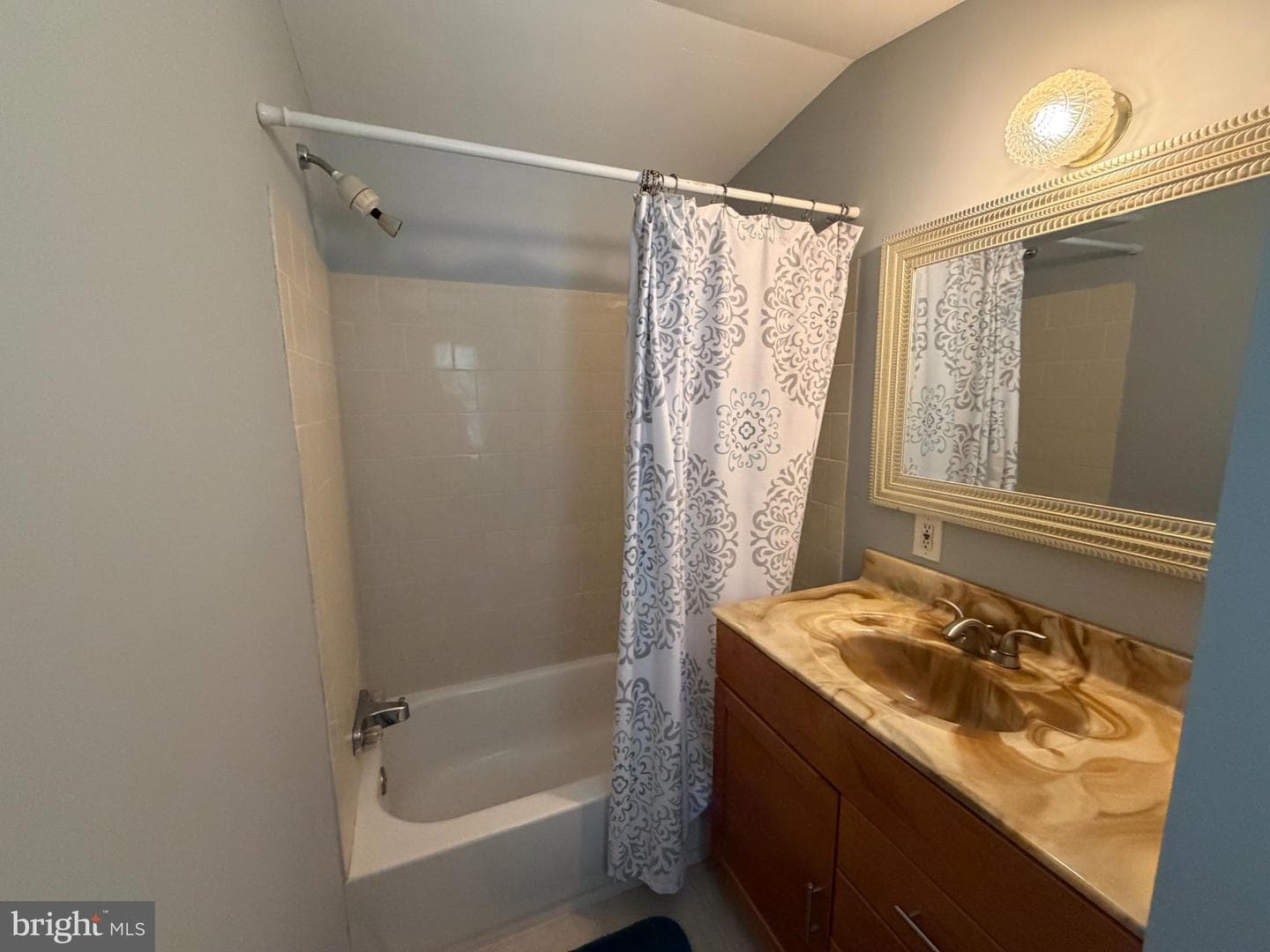 7923 Stork Road photo 10