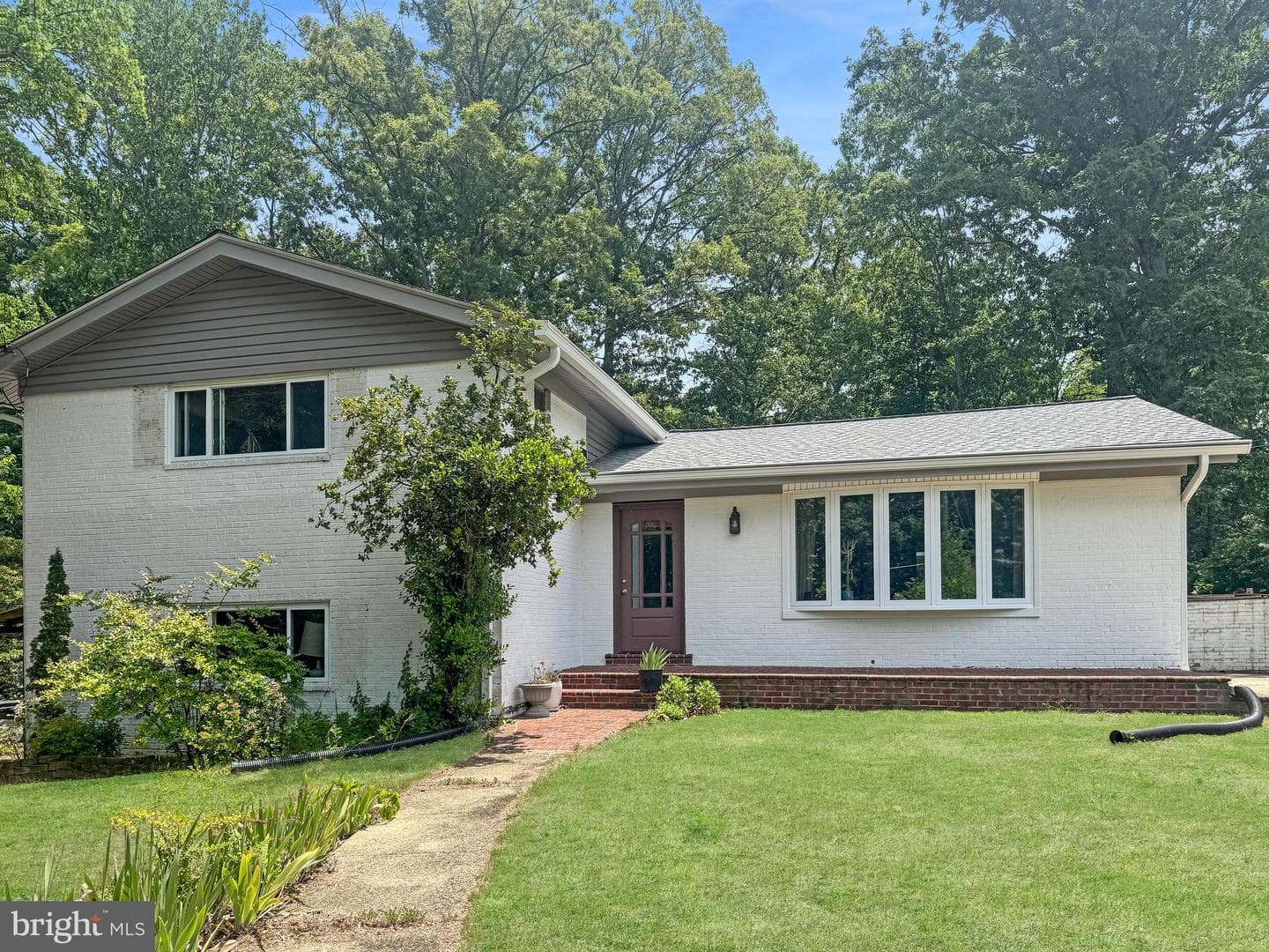 3905 Sulgrave Drive, Alexandria
