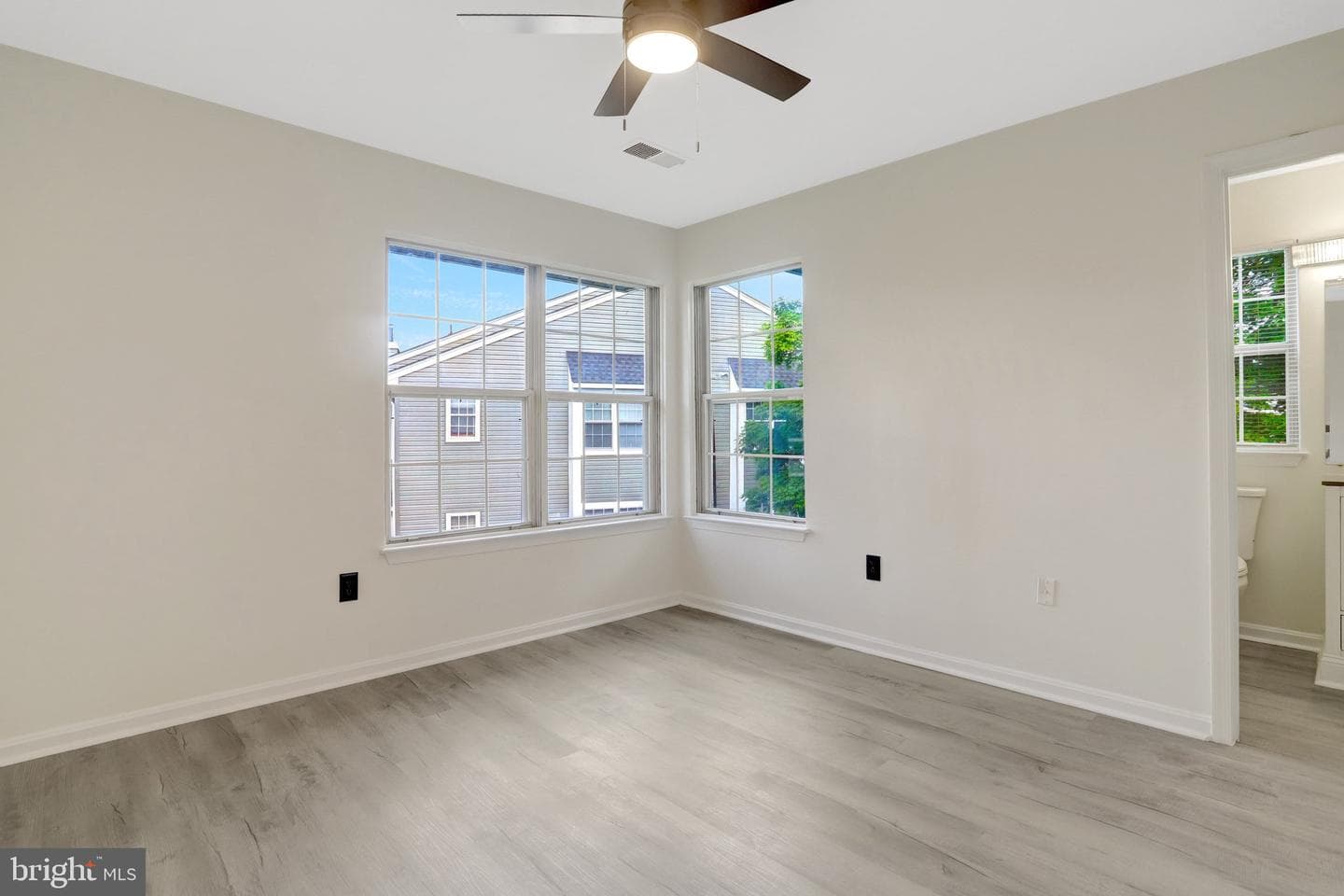 8627 Beekman Place #27c photo 10