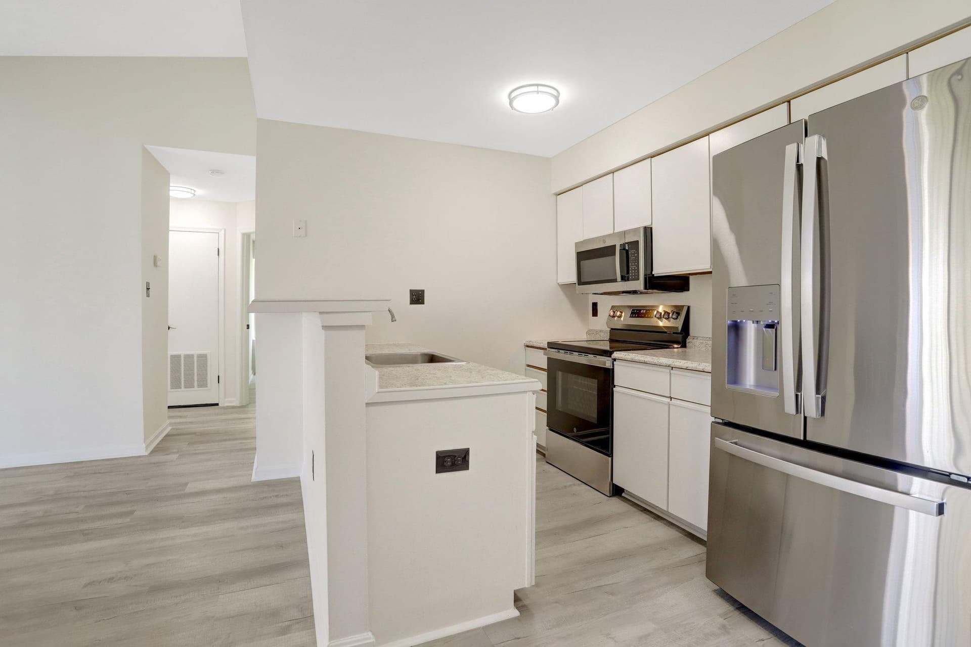 8627 Beekman Place #27c photo 6