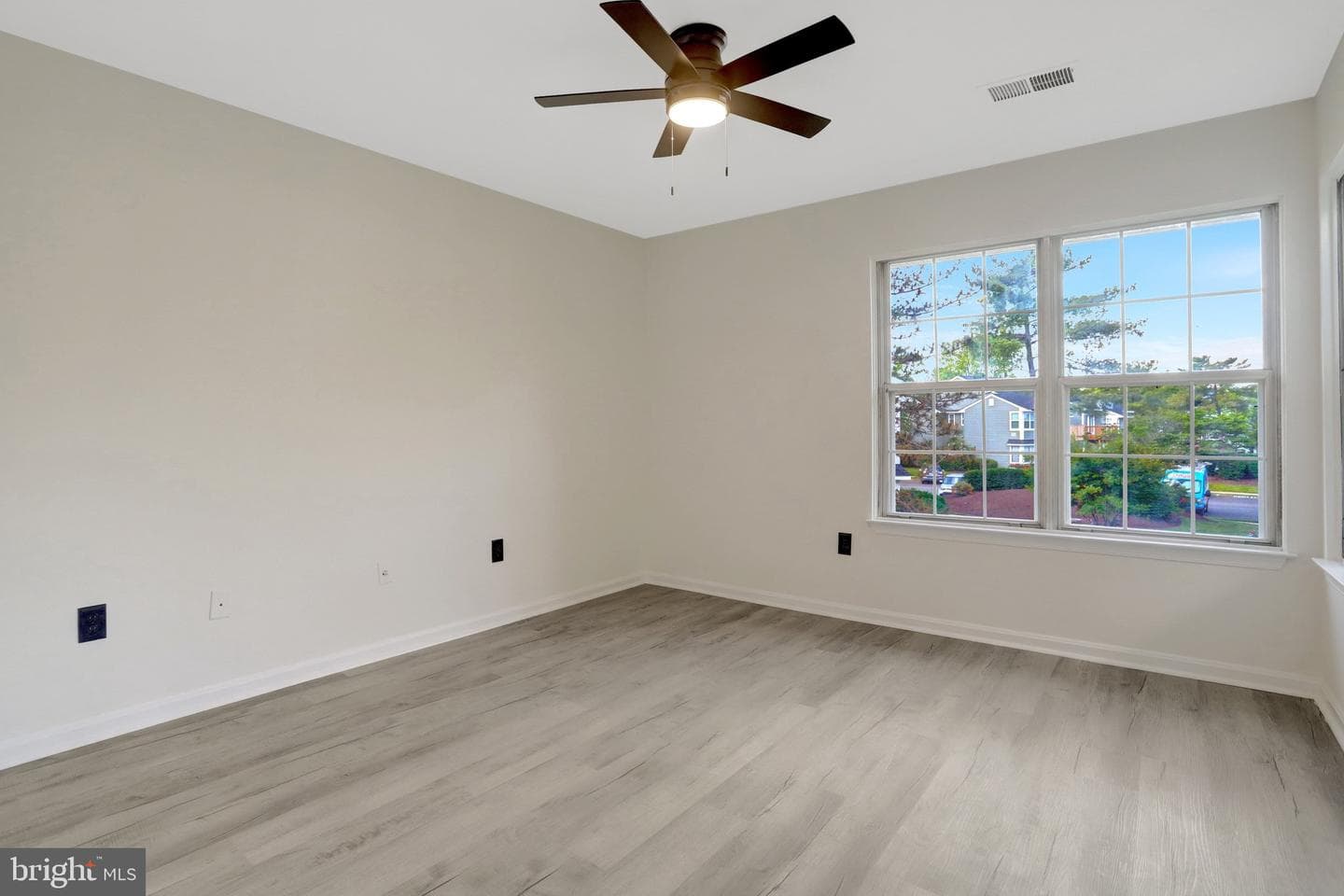 8627 Beekman Place #27c photo 9