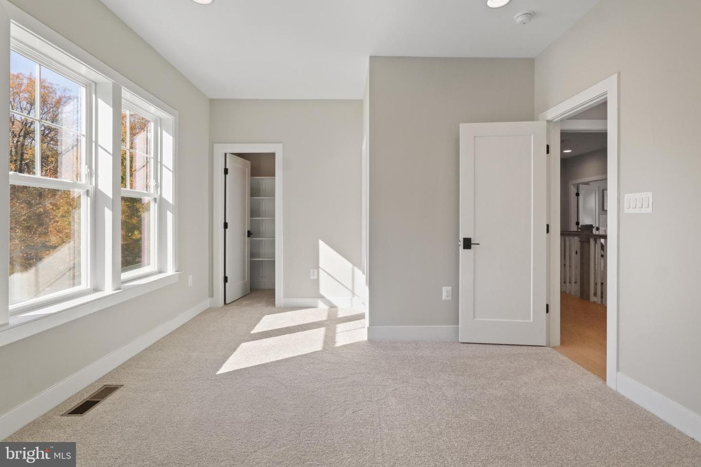 1103 Desale Street SW photo 46