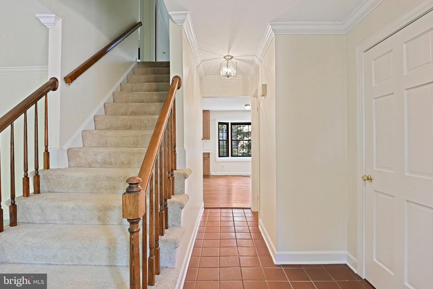 9404 Goldfield Lane photo 7