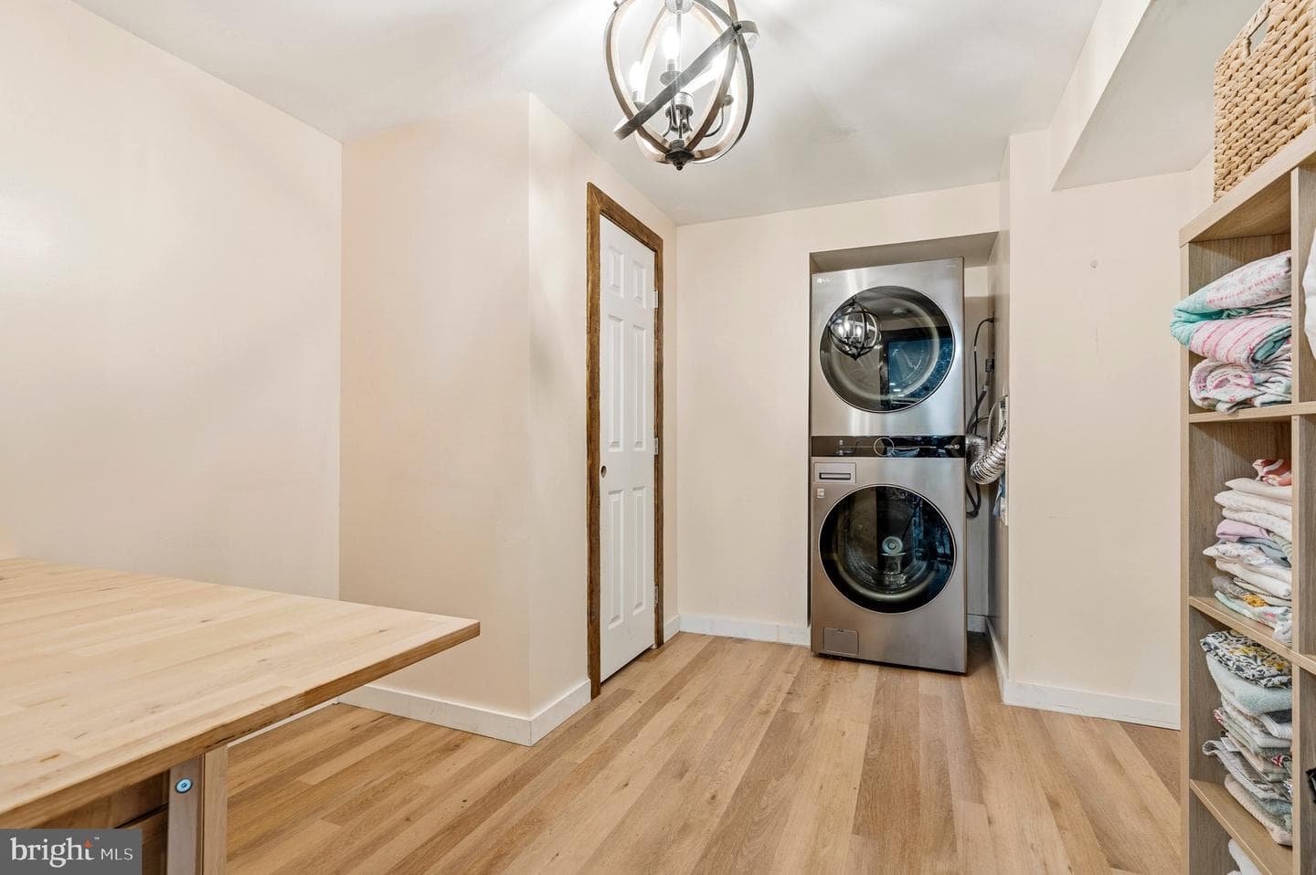 2605 Seskey Glen Court photo 24