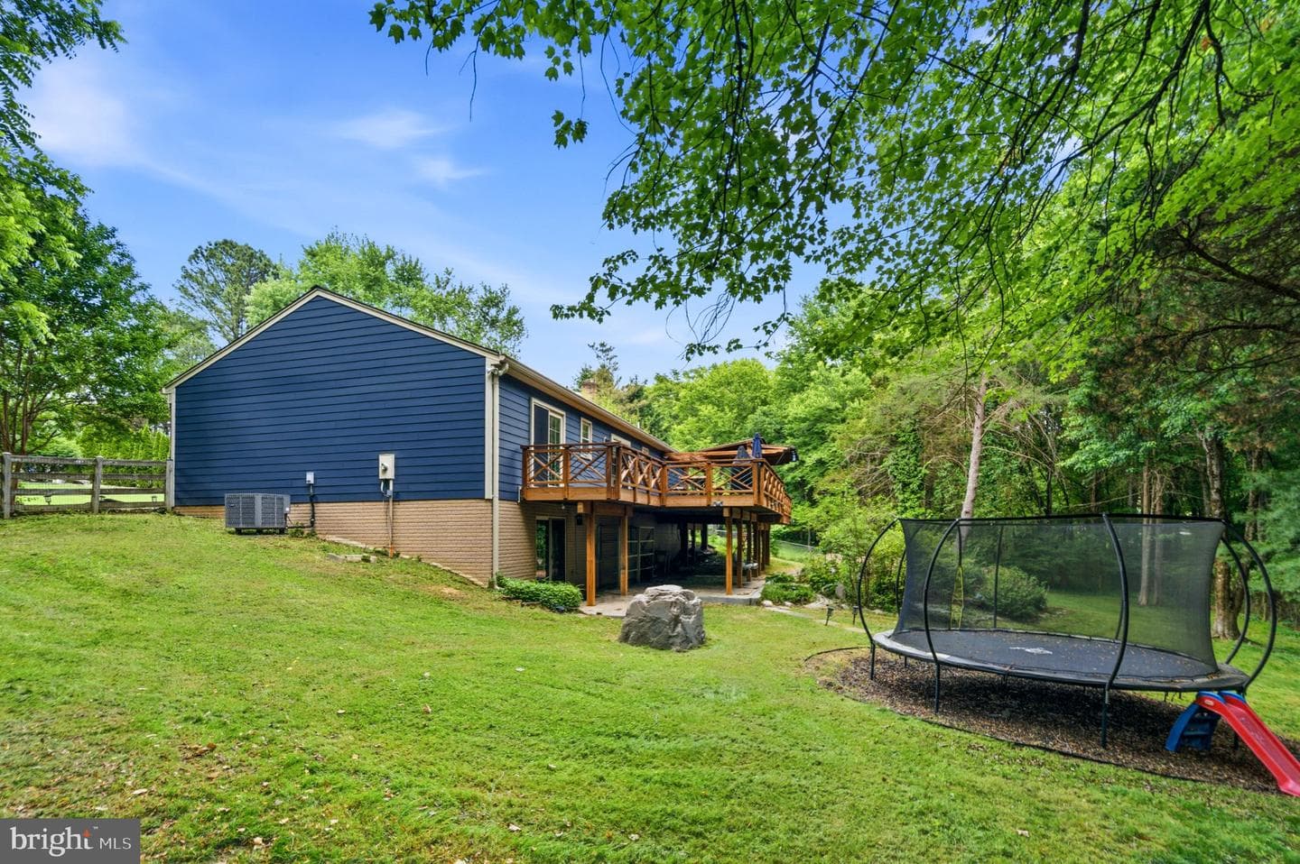 2605 Seskey Glen Court photo 4