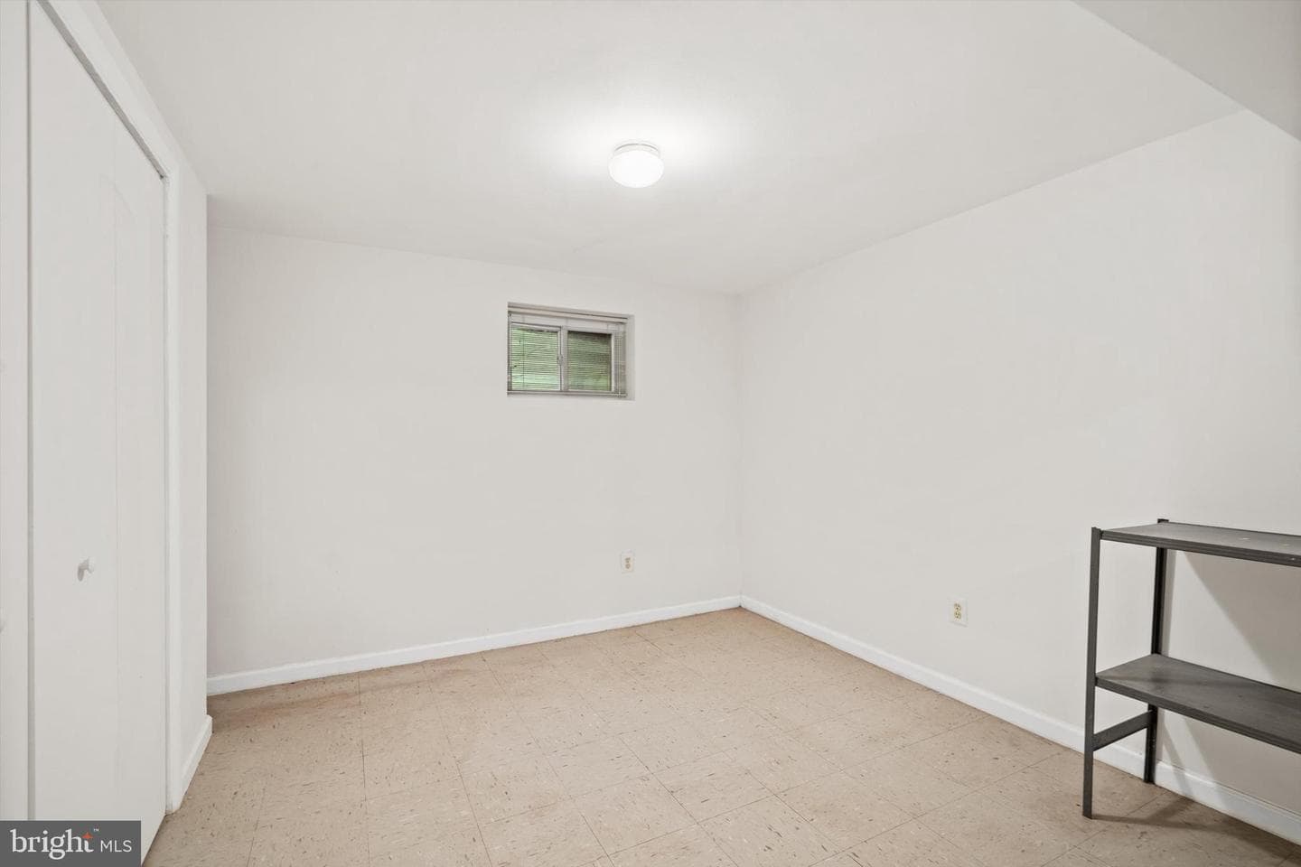 5308 Inverchapel Road photo 21