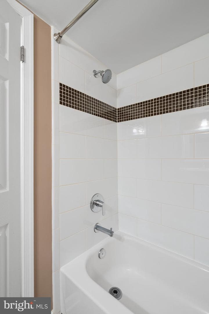 5804 Cove Landing Road #101 photo 31