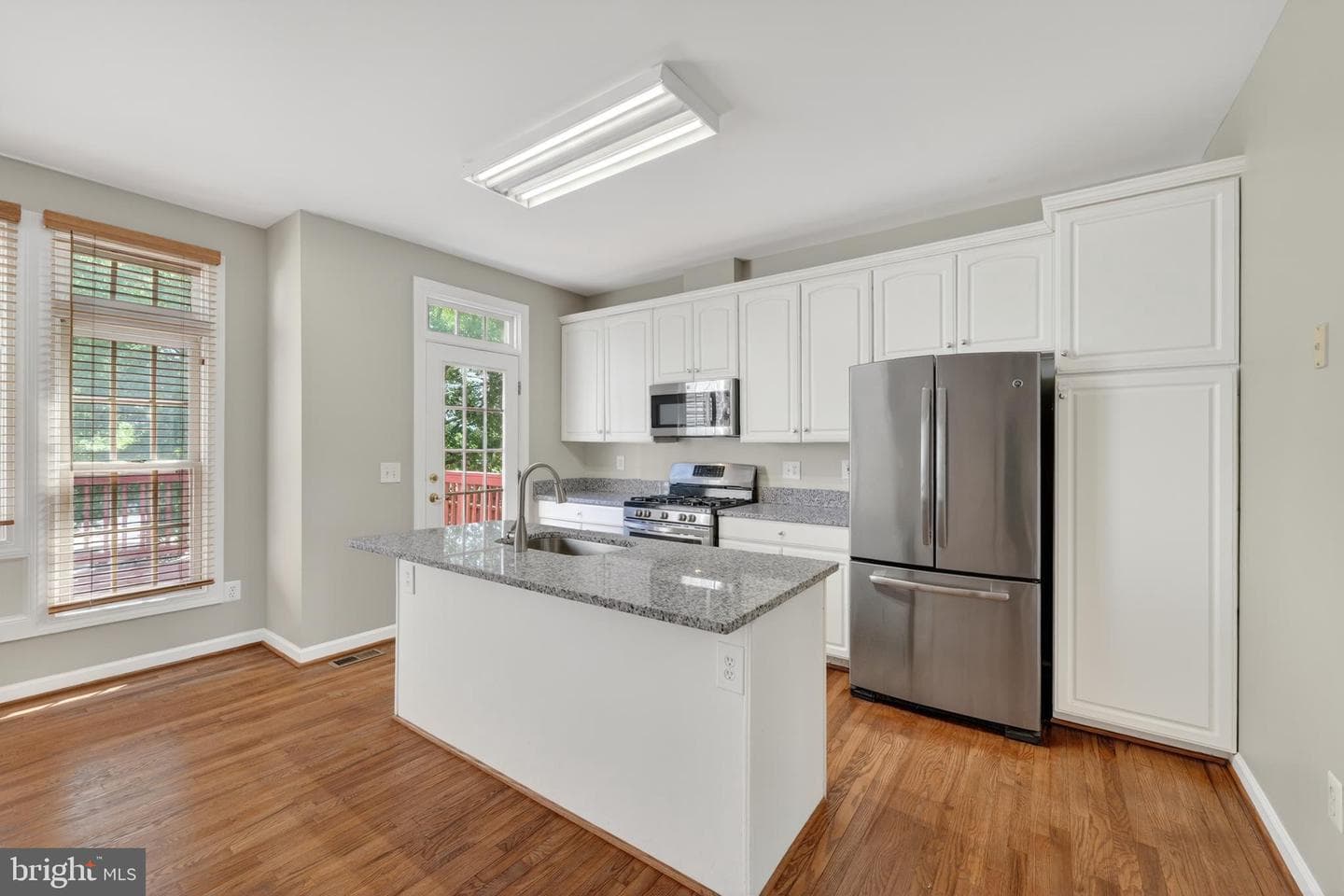 5506 Jowett Court photo 8