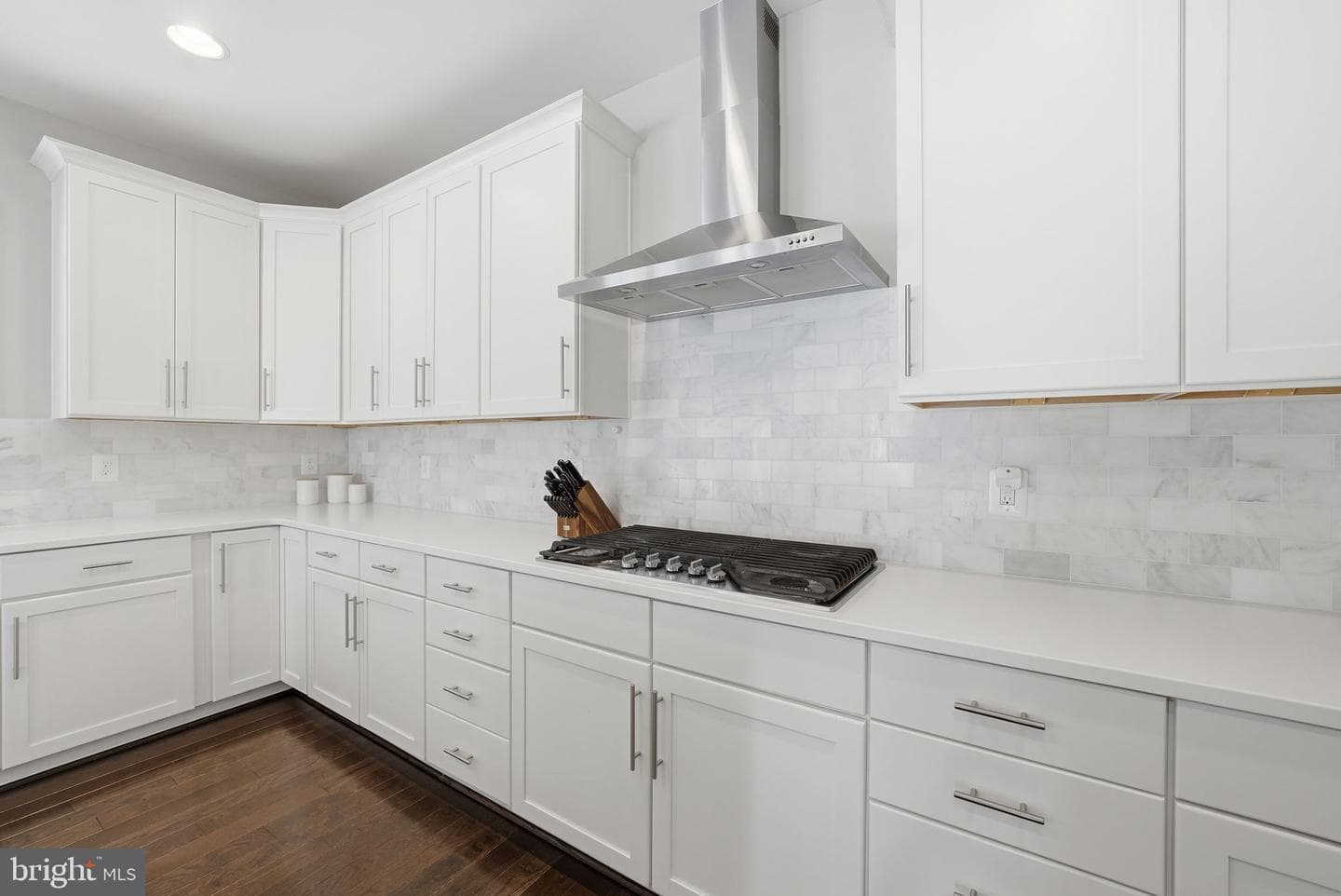 10718 Spruce Street photo 20