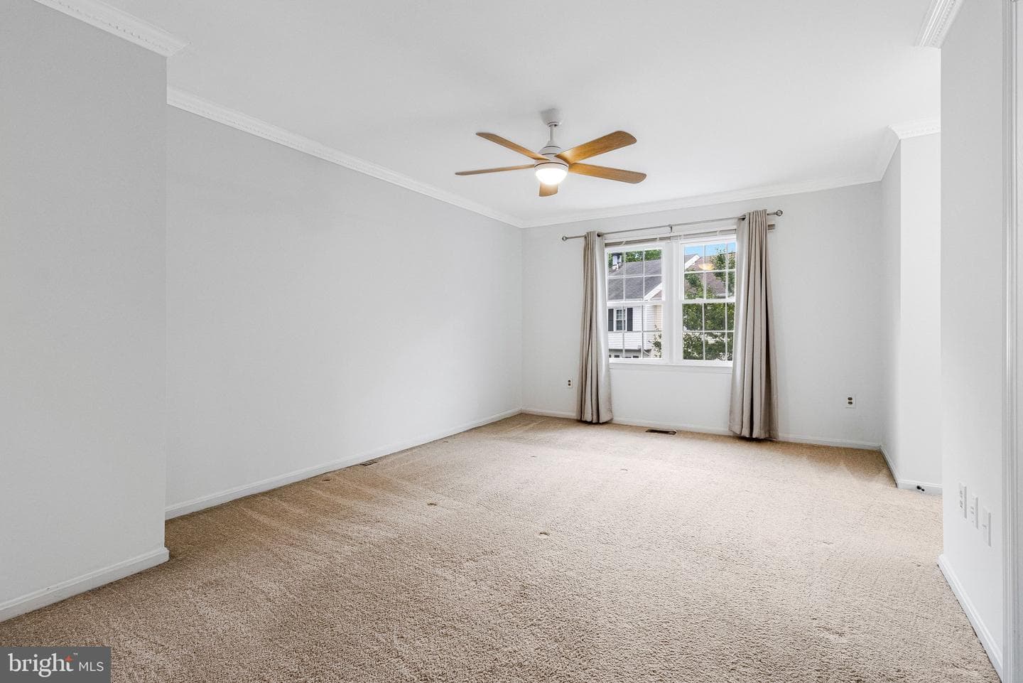 5919 Ambassador Way photo 28