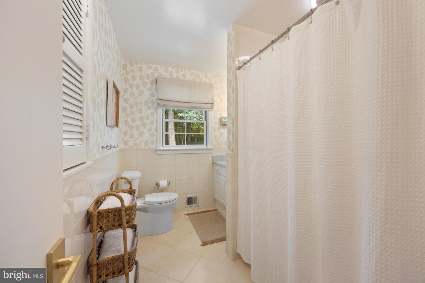 825 Elaine Court photo 23