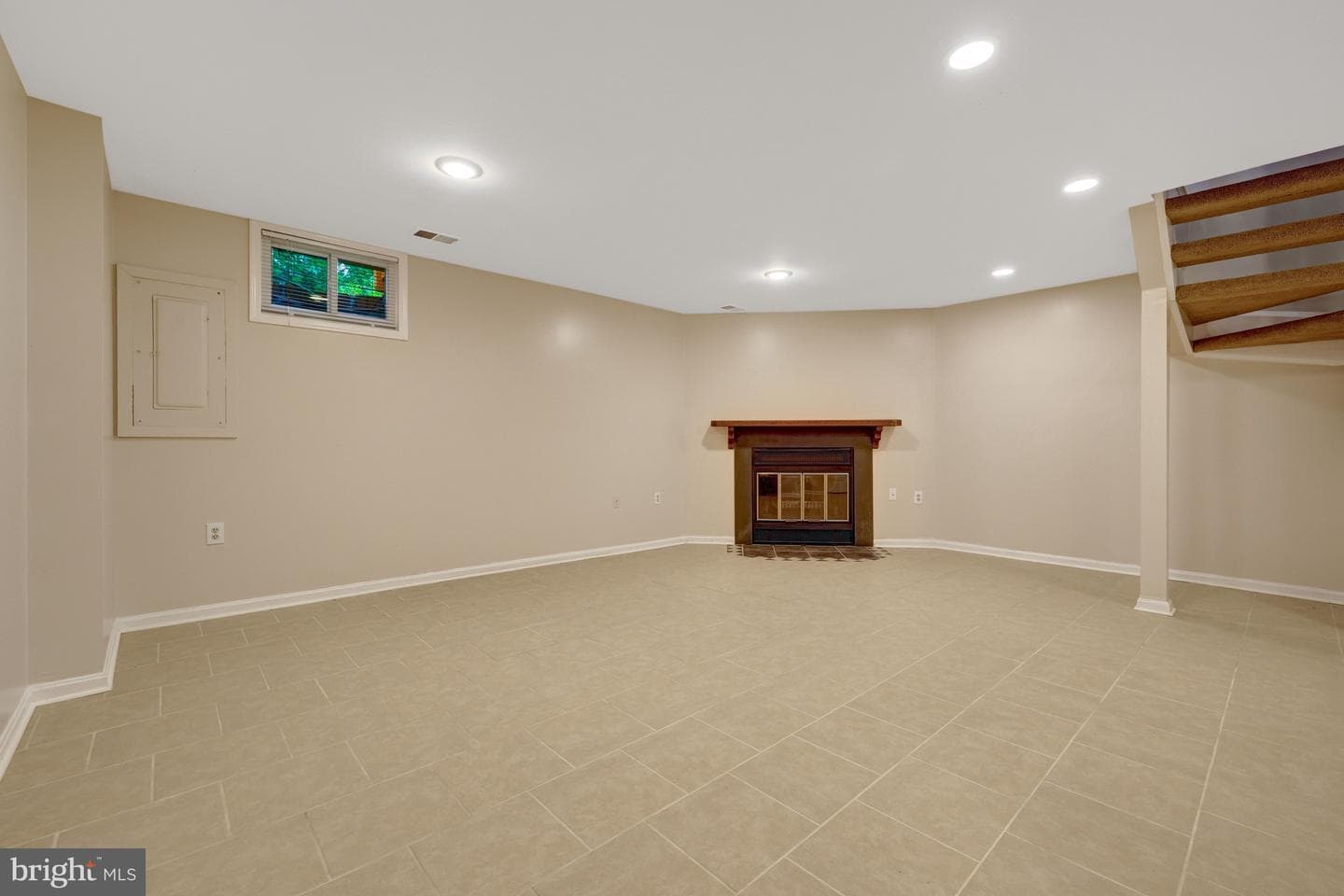 11992 Sentinel Point Ct photo 38
