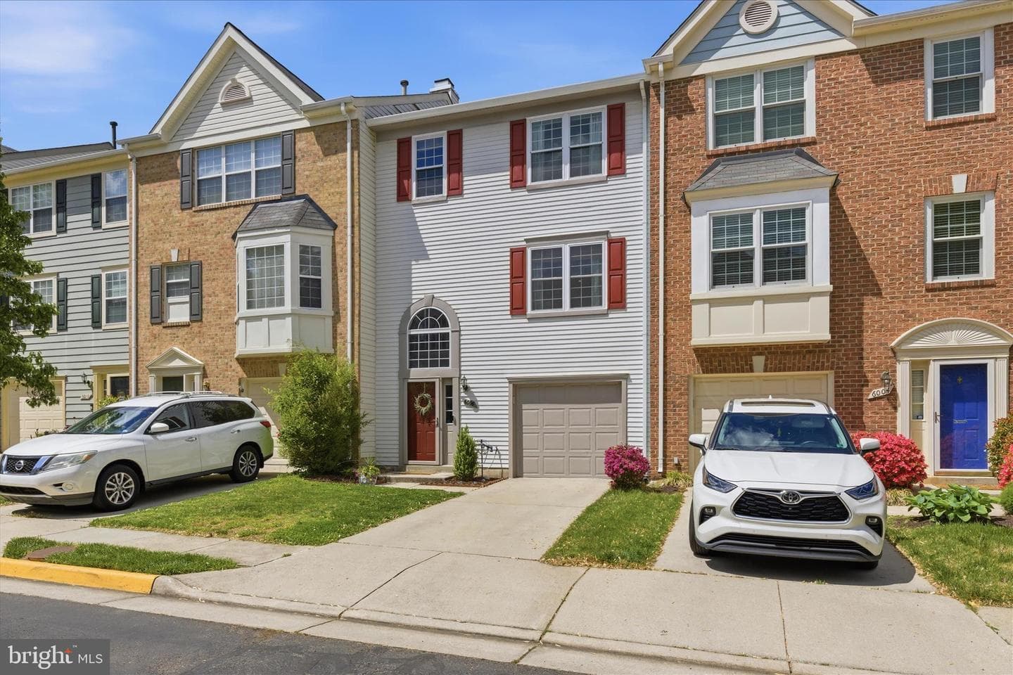 6006 Keble Drive photo 2