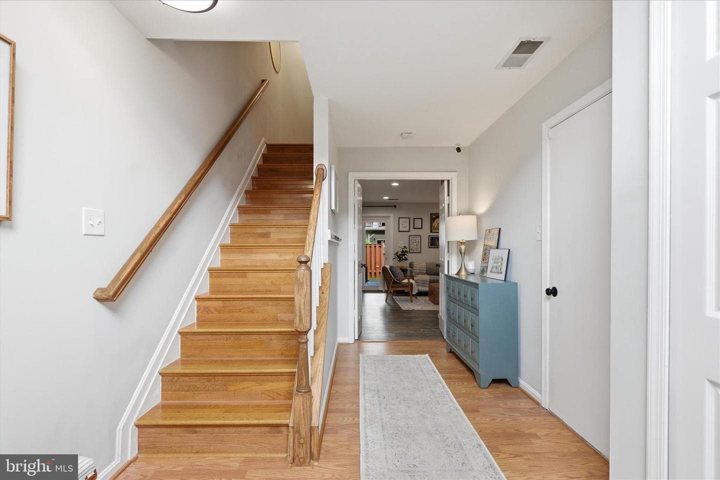 6006 Keble Drive photo 5