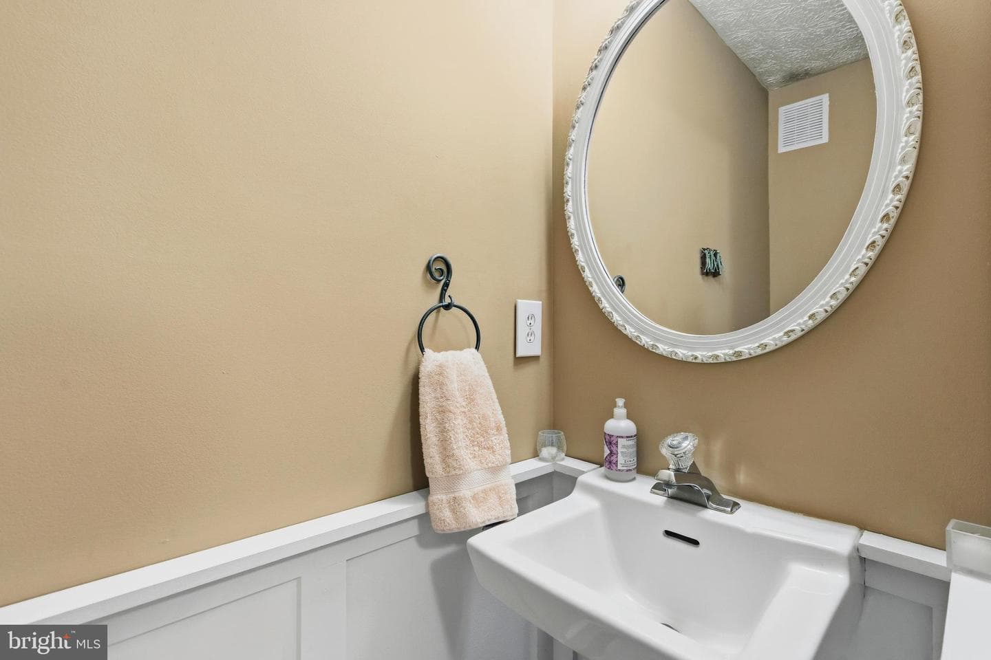 2303 Middle Creek Lane photo 37